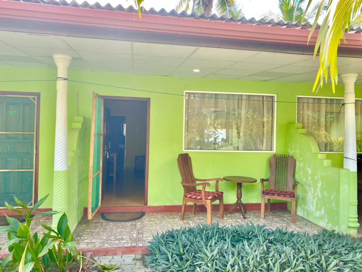 Green Land Villa Ahangama Buitenkant foto